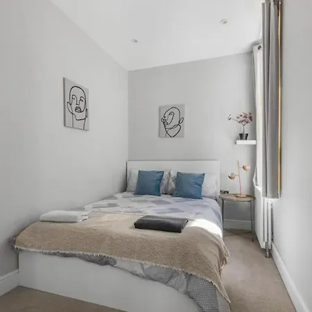 Brilliant 2 Bed Apartment - 2 The Southwell Londres Exterior foto