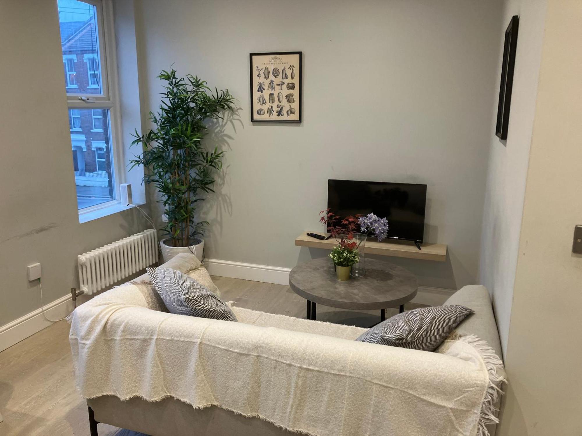 Brilliant 2 Bed - 2 The Southwell Appartement Londen